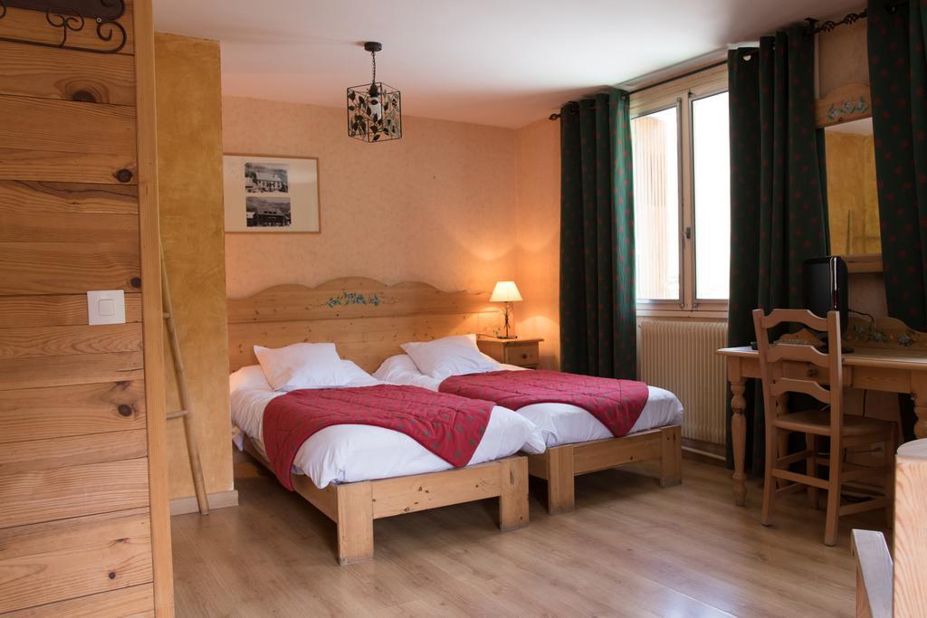 Hotel Les Agneaux Villar-dʼArène Esterno foto